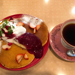 Patisserie cafe Gad_1