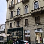 Cantine Barbaroux - この建物向かいに引っ越したが立派なオフィスでした