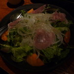博多BARU中村屋 - 生ハムと柿の柑橘サラダ