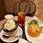 カフェ ベローチェ 新宿サブナード店