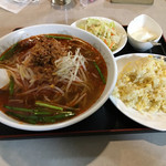 中国家庭料理 有楽飯店 - 料理写真: