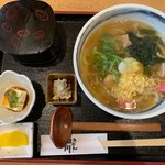 Udon Yamakawa - 名物山川うどん定食