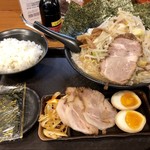 川出拉麺店 - まんぞくセット もやしトッピングかける×2