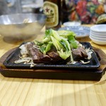 肉家まるまさ - ［2019/04］肉焼き・ハラミ小(1080円＋税)