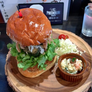 メンチカツバーガー屋 三茄子_1