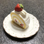 黒滝洋菓子店 - 苺のロールケーキ