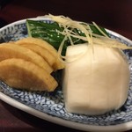 鳥田中 - お新香が出てくると焼鳥の合図