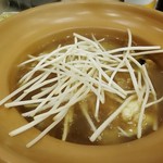 大中著名魚翅 - 煮アワビスープ500バーツ〜　もやし、パクチーあと乗せタイプ