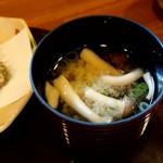 織部 - 織部御膳の味噌汁のアップ