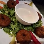 Bamboo Pub&Restaurant - 豆腐を揚げた唐揚げの様な味の1品