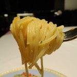 ジードロップ - じゃこと赤ピーマンのペペロンチーノ