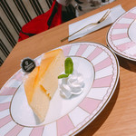 しのぶが丘珈琲 - オール300円のデザートしかも、自家製です(*´∇｀*)
