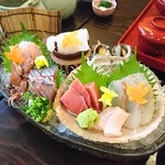 日本料理 たかはし - 自魚刺身盛り合わせ2500円