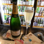 ワイン&サケルーム ロケット&カンパニー - シャンパン