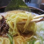 かすみ屋 - 麺アップ