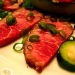 孫吉 - 牛タタキ（８８０円）