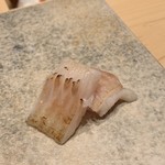 鮨 由う - 鮫鰈のえんがわ 炙り