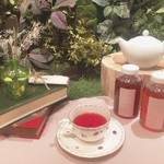 FRUIT PICNIC - 真っ赤なストロベリーティー♡