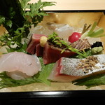 祇園 又吉 - 若狭ぐじ，天然シマアジ，ヤイトガツオ，ヒラメエンガワ