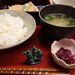 天ぷら やす田 - 2160円（天ぷらおまかせ）+ご飯味噌汁セット324円