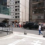 天ぷら やす田 - （参考）近くのラーメン屋さん行列してますね