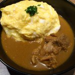 トヨピー - オムチキンカレー。