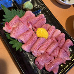 万両 - 生タンのお造り