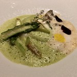 sincere - フォアグラのラビオリ グリーンアスパラガスのヴルーテとモリーユ茸のカプチーノ