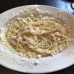 ラ クチーナ ヴェンティトレ - パスタ 黒胡椒とチーズ