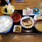 大磯大衆食堂 えびや - おすすめセット（ご飯大盛り）2019.05.14