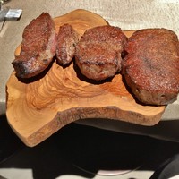 神戸牛炉釜ステーキ GINZA KOKO炉 - 神戸牛炉窯ステーキ：神戸牛のシャトーブリアン、ランプ、イチボ