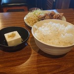 ユノリリ - ご飯の大きさ伝わりますか？