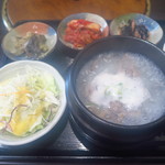 韓国の家 - ソルロンタン定食８００円（税込）
