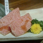 和牛 まつした - ●お任せ160g 8500＋追加単品(ﾗﾑｼﾝ100ｇ 3300＋ﾎﾙﾉﾝ500)＋小瓶ﾋﾞｰﾙ680+生ﾋﾞｰﾙ780＋SW5000=18,760円 2019年05月