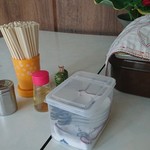 武田そば屋 - 調味料、割りばし、れんげ
