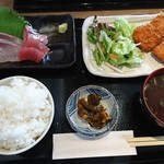 魚河岸本舗 魚魚屋 - 