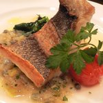 ラ・ピッコラ・ターヴォラ - 新鮮なすずきのソテー