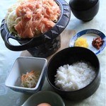 三ツ和荘 - 日どりすき焼