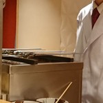 銀座 しのはら - 鮎焼いてる