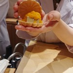 銀座 しのはら - フォアグラマンゴー最中