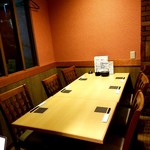 h Kakurega Dainingu Rabu - 完全個室6名テーブル