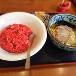 天津 - チャーハンセット（紅チャーハン＋小ラーメン）¥900