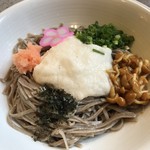 たまき - 山かけ蕎麦 冷  810円