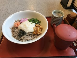 Tamaki - 山かけ蕎麦 冷  810円
