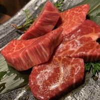 神戸牛焼肉 石田屋。Hanareの上 - 