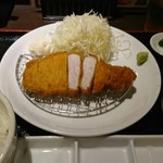 銀座ぎゅう道 - ランチAの三元豚150グラム