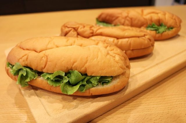 こっぺぱんページ 閉店】コッペパン専門店 こぺてりあ 箕面店 - 豊川/パン | 食べログ