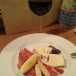 ラクッチーナ ペペ - 生ハムとチーズ