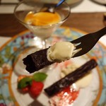 フレンチ割烹 宿 - バニラアイスと合わせるとええわ～