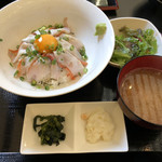 Bishoku Sakedokoro Mon - 名物　金目鯛の炙り丼